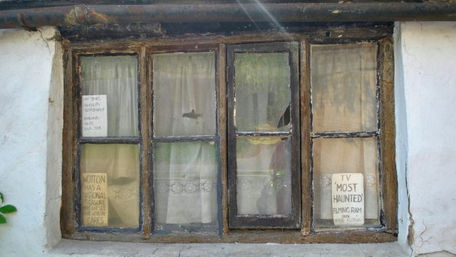 The Ancient Ram Inn: Bruxas & Fantasmas 