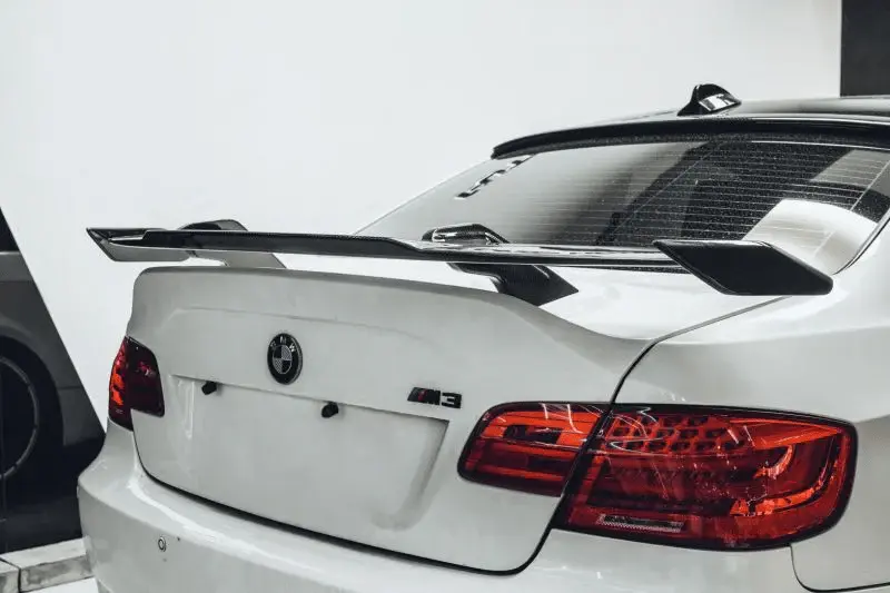 Thumbnail: Universal Performance Style Carbon Fibre Rear Wing Spoiler