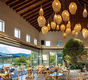 the pause restaurant guatapé.jpg