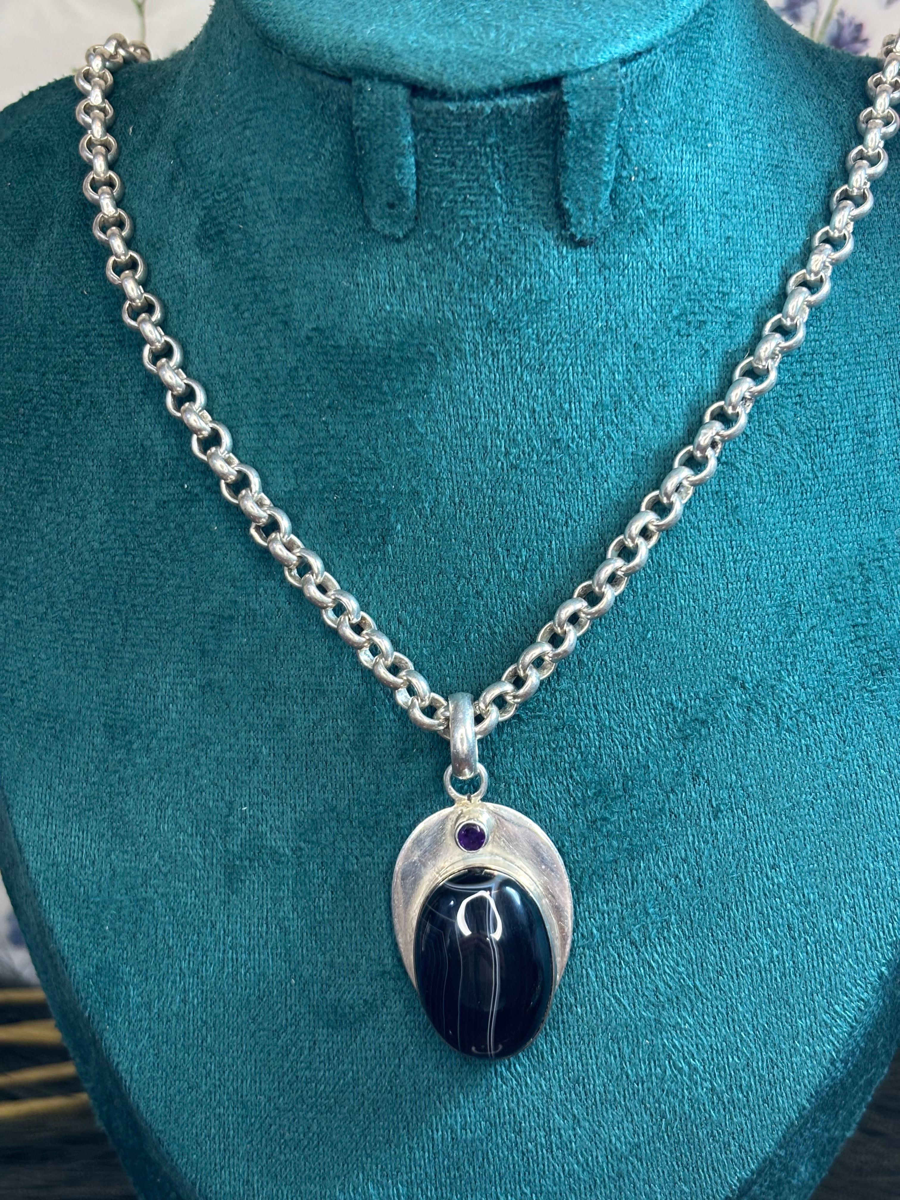 Vintage Sterling Silver 925 Black Onyx Pendant Necklace - 23'' Belcher Chain