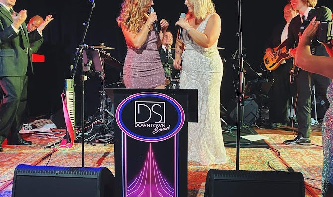 Downtown Sound dance hits
dance floor fillers
dance band promo video
live entertainment
upbeat music