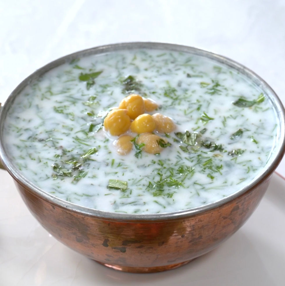 Nohut, buğday ve yoğurdun muhteşem uyumu: Ayran Aşı Çorbası.
