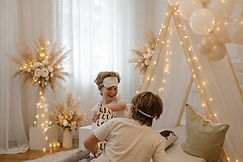 philea_tipi_pillowfight_pampas_lights.jpg