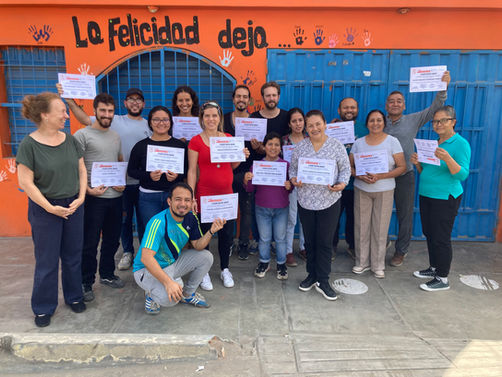 Opferschutz: erfolgreiche Beendigung der Fachkräftefortbildung häusliche Gewalt&Täterarbeit in Peru