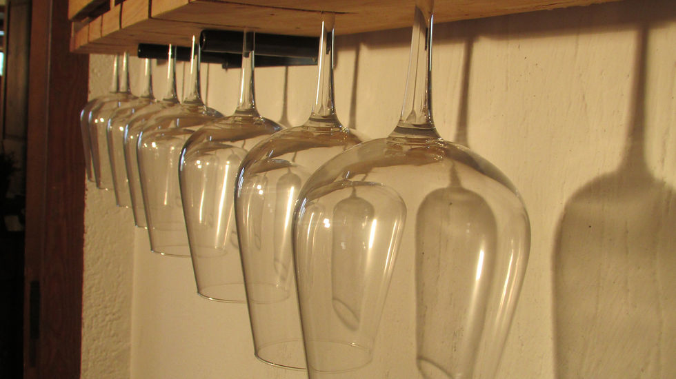 Thumbnail: Prestatge vinícola