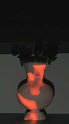 projection mapping onto vase