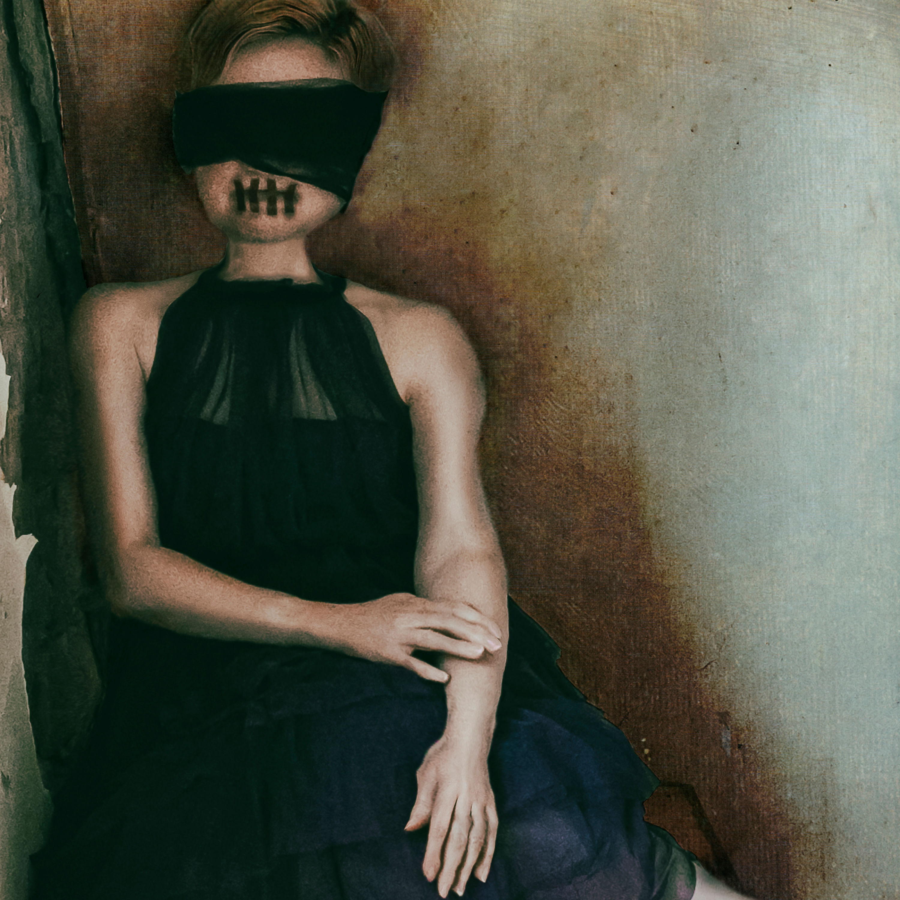 Fine Art Print: Silent in the Darkness