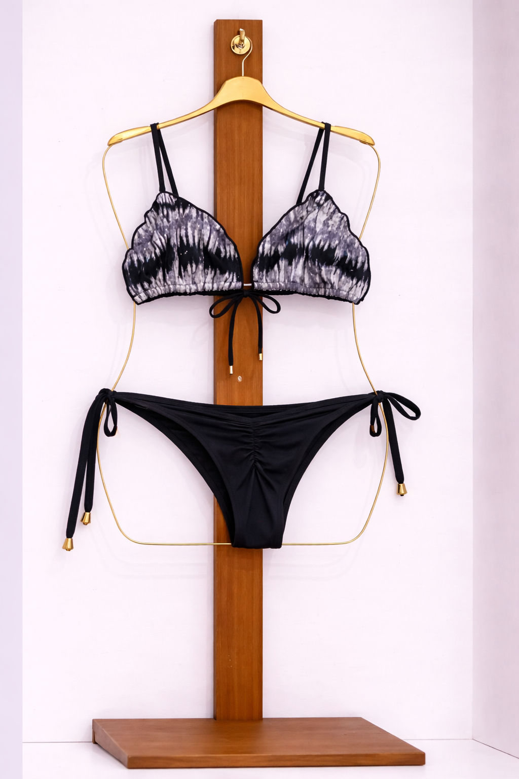 Bikini Triángulo Batik Negro