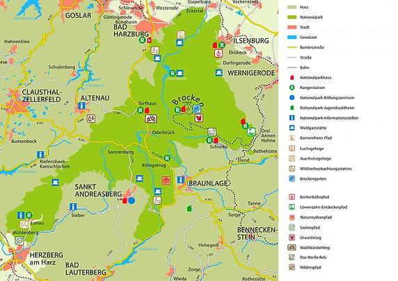 Karte des Nationalpark Harz zeigt Wanderwege, Brocken, Goslar und Natur.