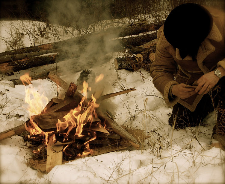 mountain-man-feuerim schnnee