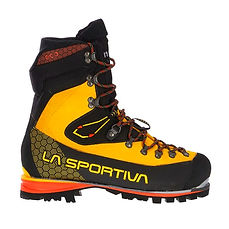 Gelbe und schwarze La Sportiva Wanderschuhe, das perfekte Schuhwerk für Abenteuer