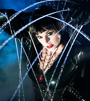 222blackwidow0698.jpg