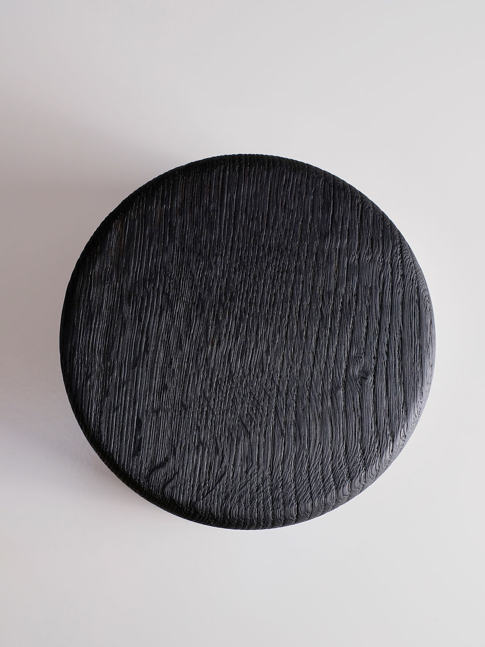 Thumbnail: 2619-2620 - Large walnut box with yakisugi lid