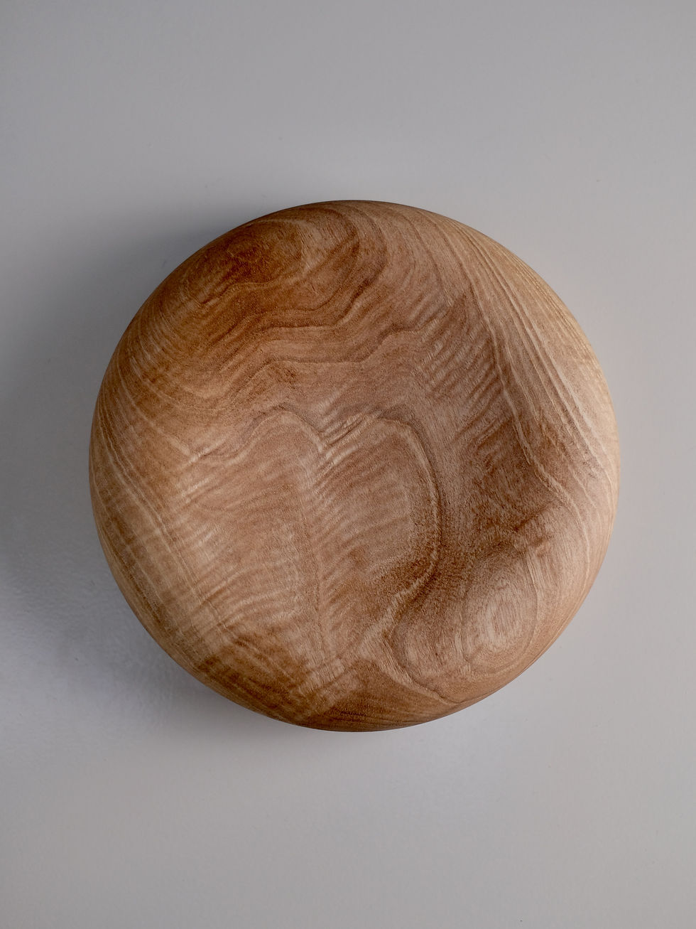 Thumbnail: 2634 - European Walnut Dish