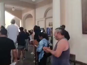 4° dia de Manifestação pelo pagamento do 13° salário em frente a Prefeitura de Teresópolis. - 26/12/2024. #pagueodecimoterceiro