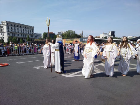 Zeul Neptun va apărea, pe 15 august, printr-o poartă de apă
