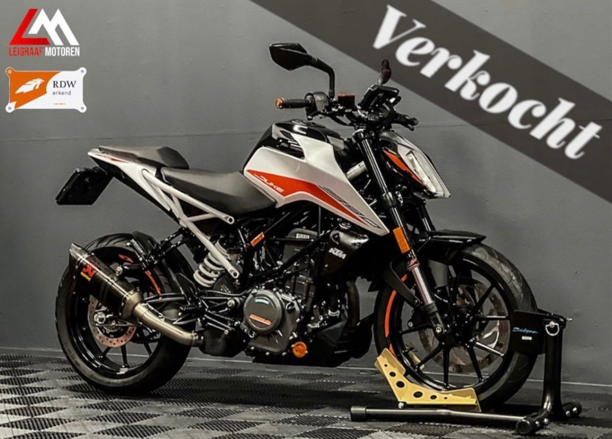 KTM 390 Duke - Quickshifter - Akrapovic - Garantie