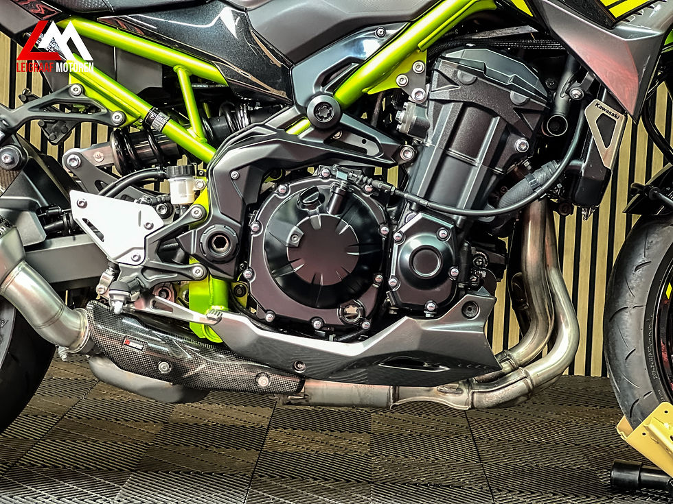 Thumbnail: Kawasaki Z900 Performance - Akrapovic - Vol opties - Comfort