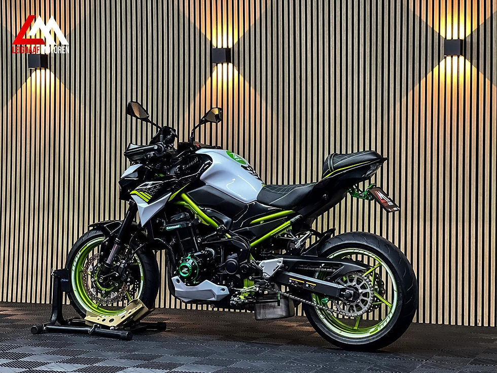 Thumbnail: Kawasaki Z900 Performance - Uitlaatklep - Custom zadel