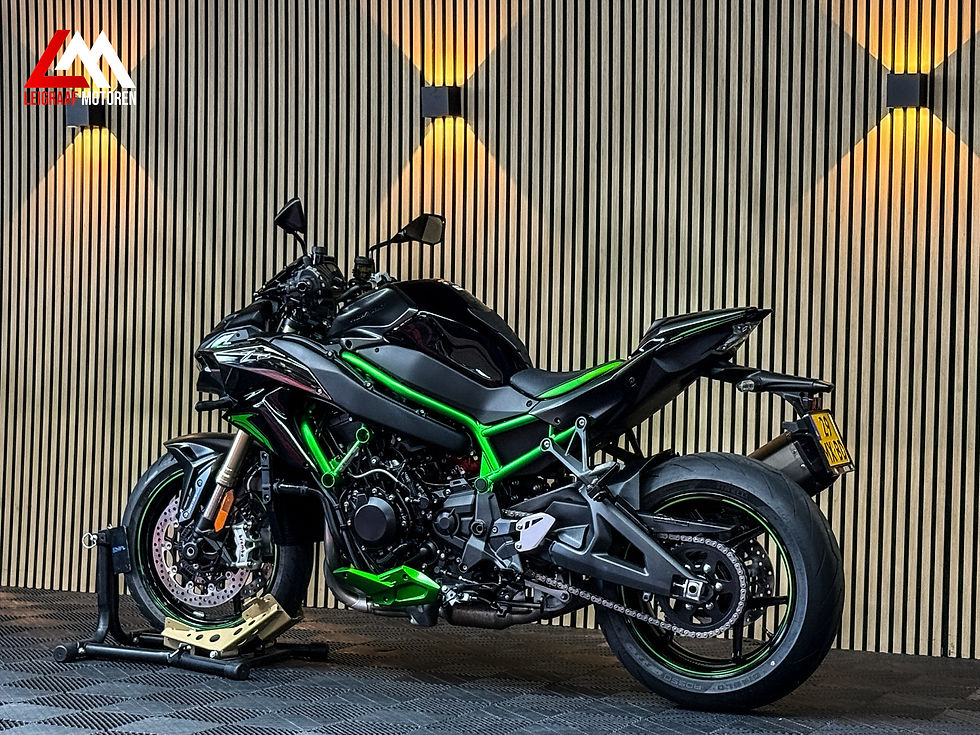 Thumbnail: Kawasaki ZH2 SE Performance - Akrapovic - 