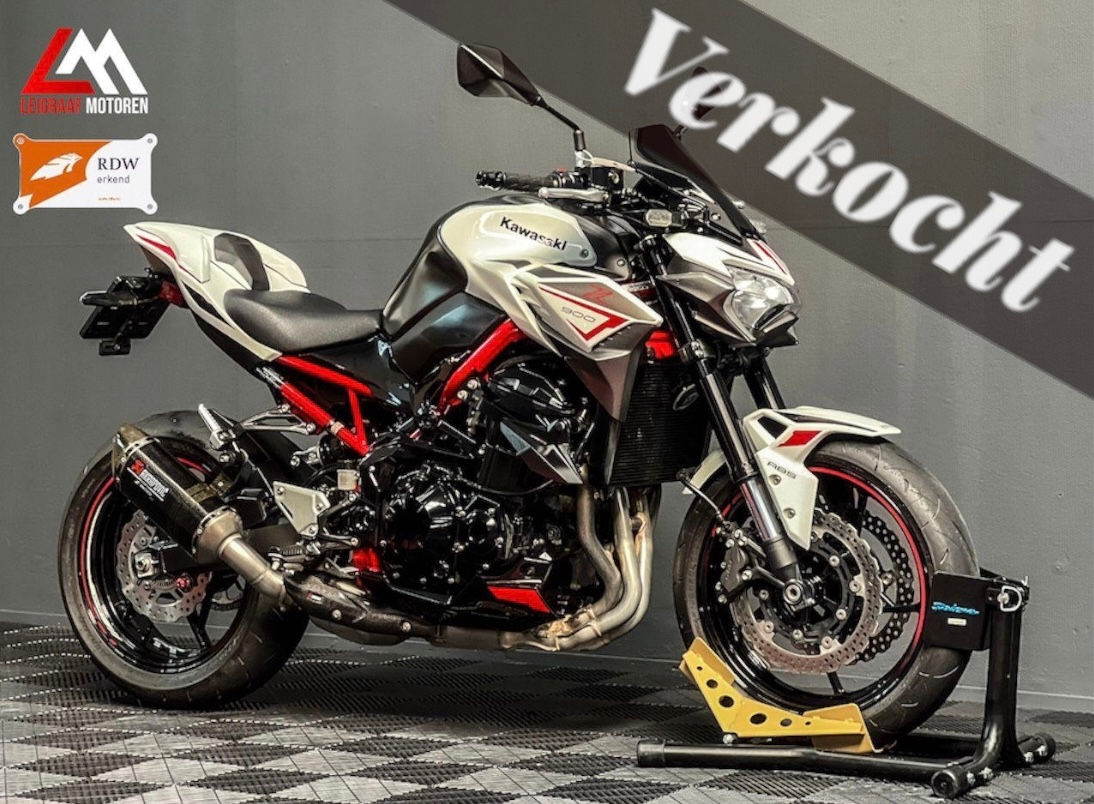 Kawasaki Z900 Performance - 2023 - Akrapovic