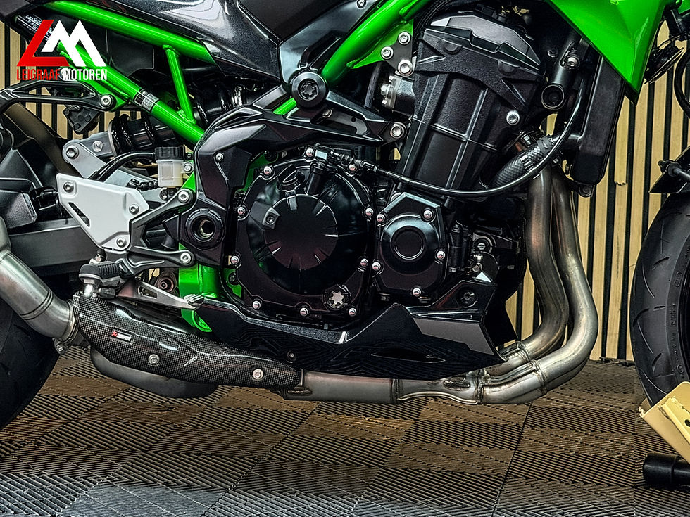 Thumbnail: Kawasaki Z900 Performance - 2022 - Akrapovic