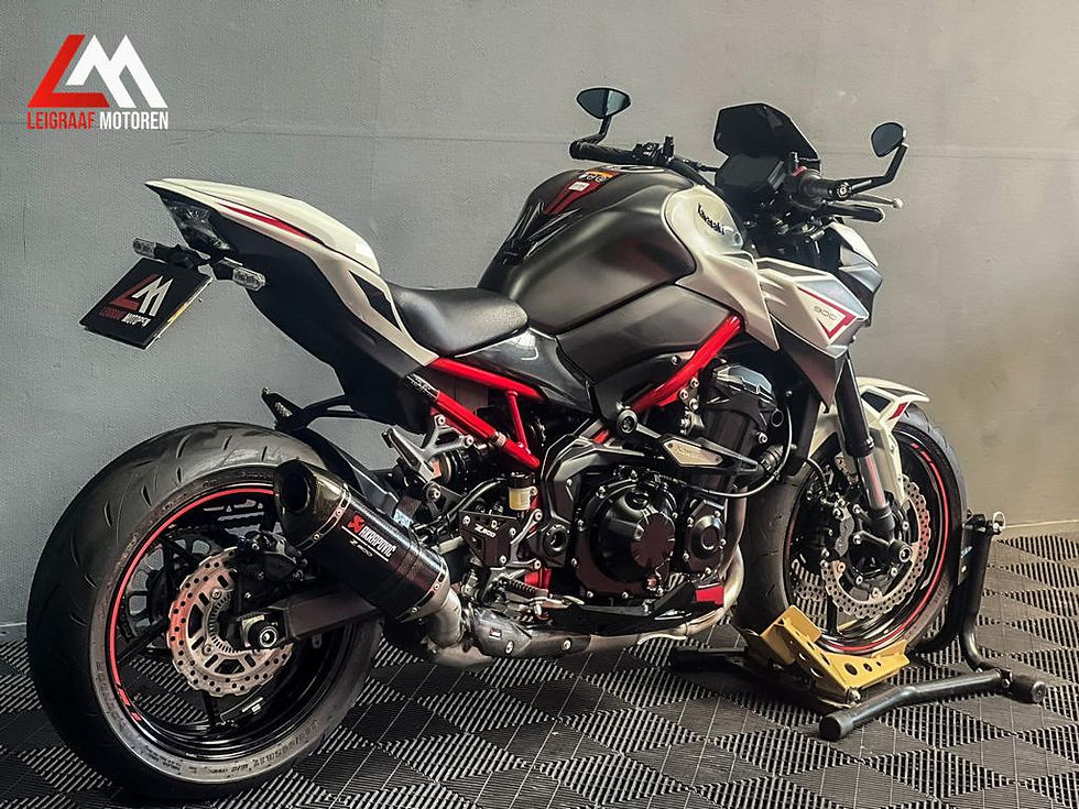 Thumbnail: Kawasaki Z900 Performance - 2022  - Akrapovic - Quickshifter