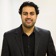 Headshot (1)_edited.jpg