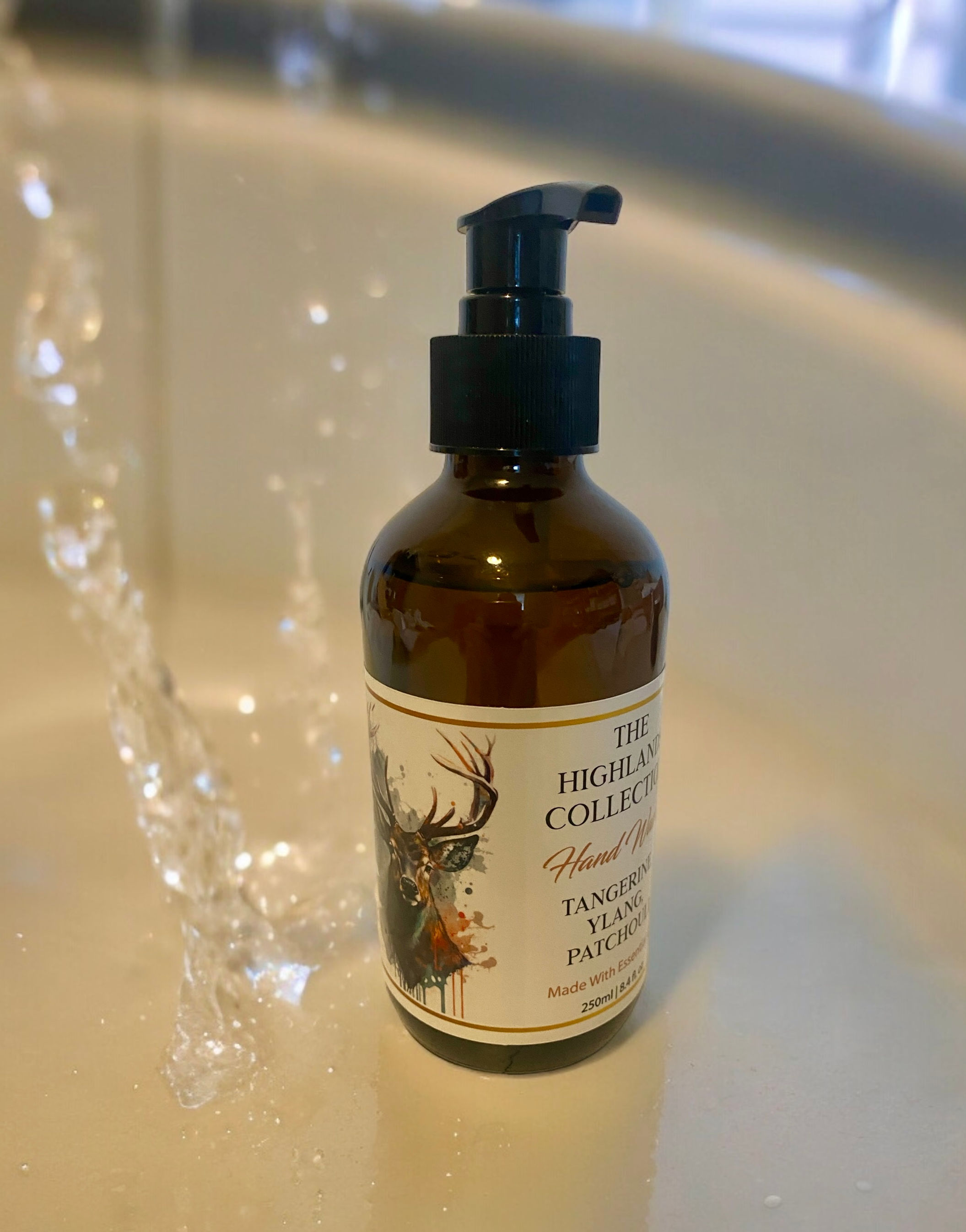 Highlands Hand Wash Stag Design, Tangerine, Ylang & Patchouli