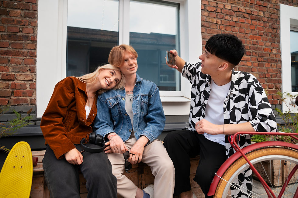 neighborhood-lifestyle-friends.jpg