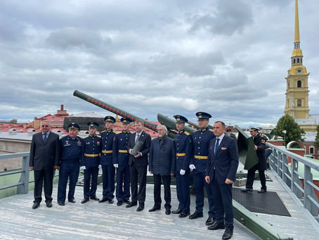 Награждение школьников в рамках празднования Дня российской гвардии