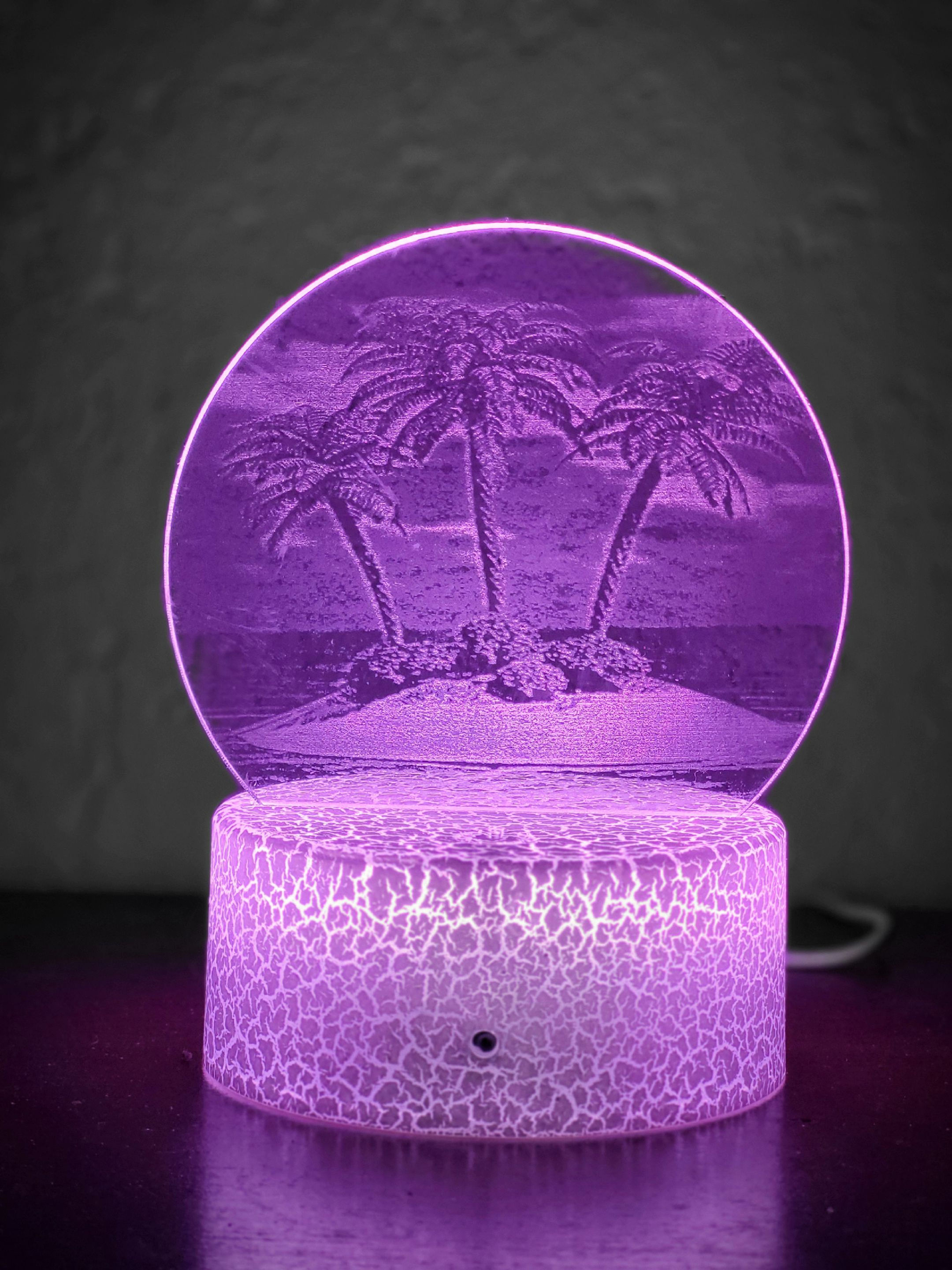 Lampe lumineuse palmiers sur îles