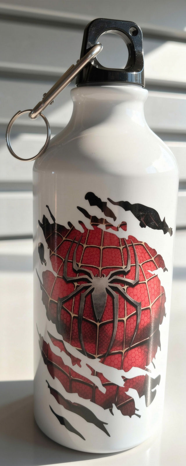 Miniature : Gourde illustration Spider-Man personnalisable 600ml