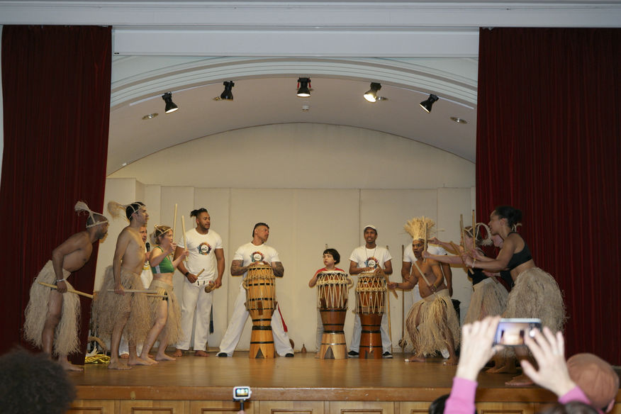 Arte Nacional Capoeira Stuttgart - drum group on stage