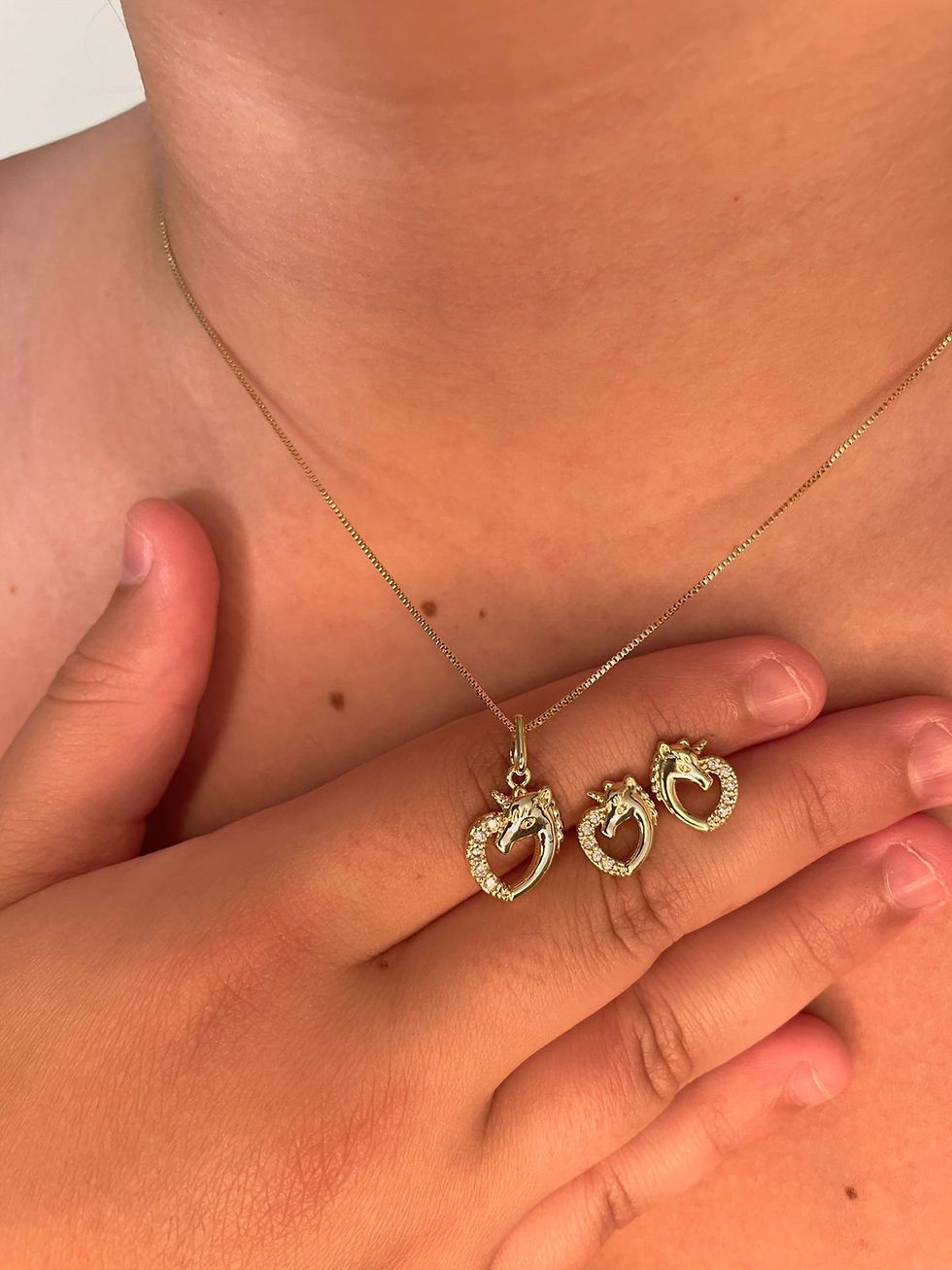 Miniatura: Conjunto Infantil Brinco Colar Unicórnio Cravejado Feminino