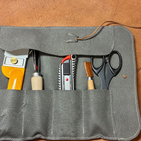 レザークラフトで作った革のツールケース