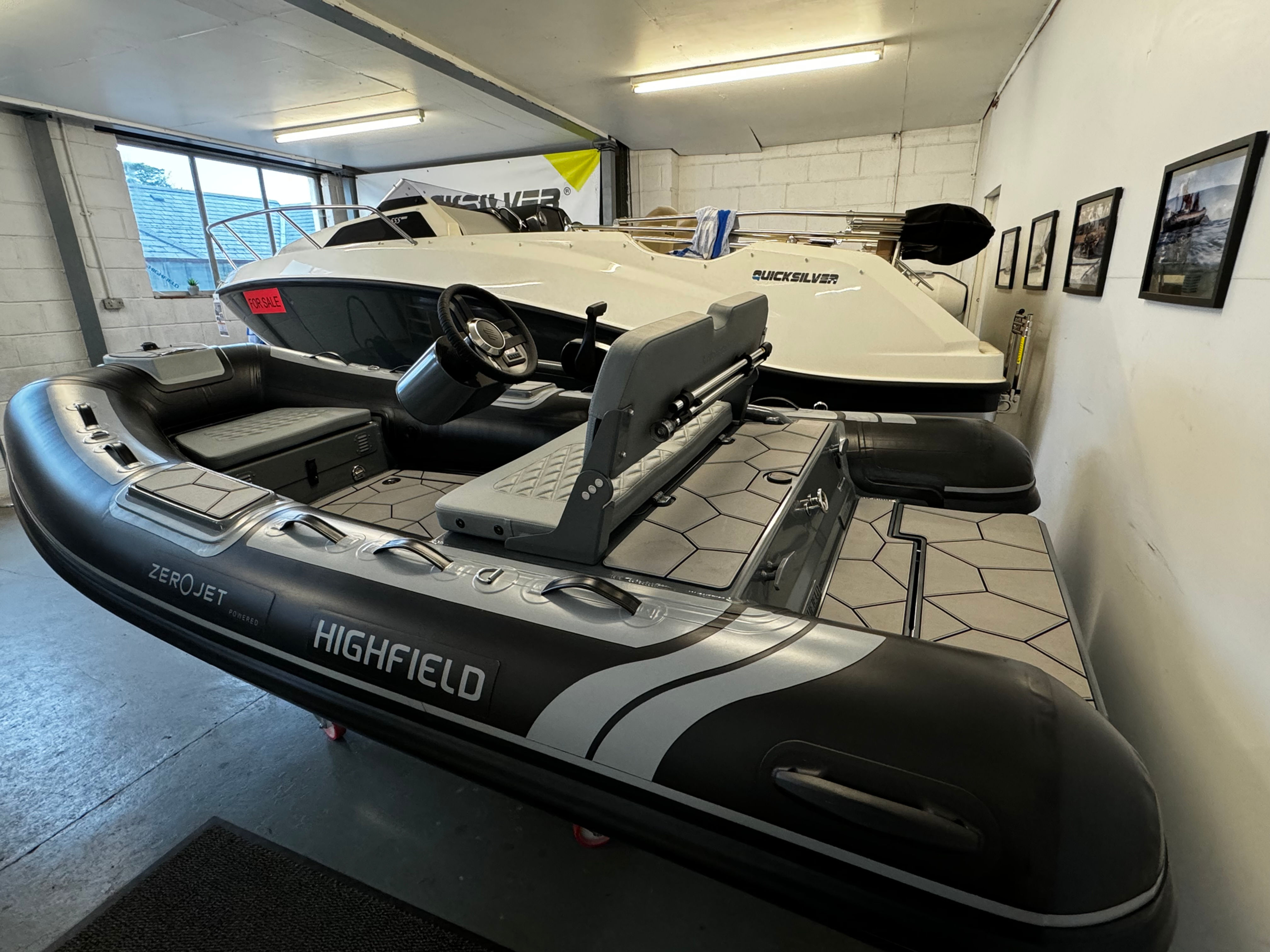 EJET330 By Highfield and ZeroJet