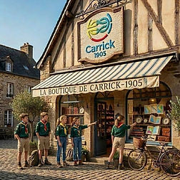 LA BOUTIQUE DE CARRICK-1905 Avec personnages scouts, bicyclette et boussoles en vitrine 2