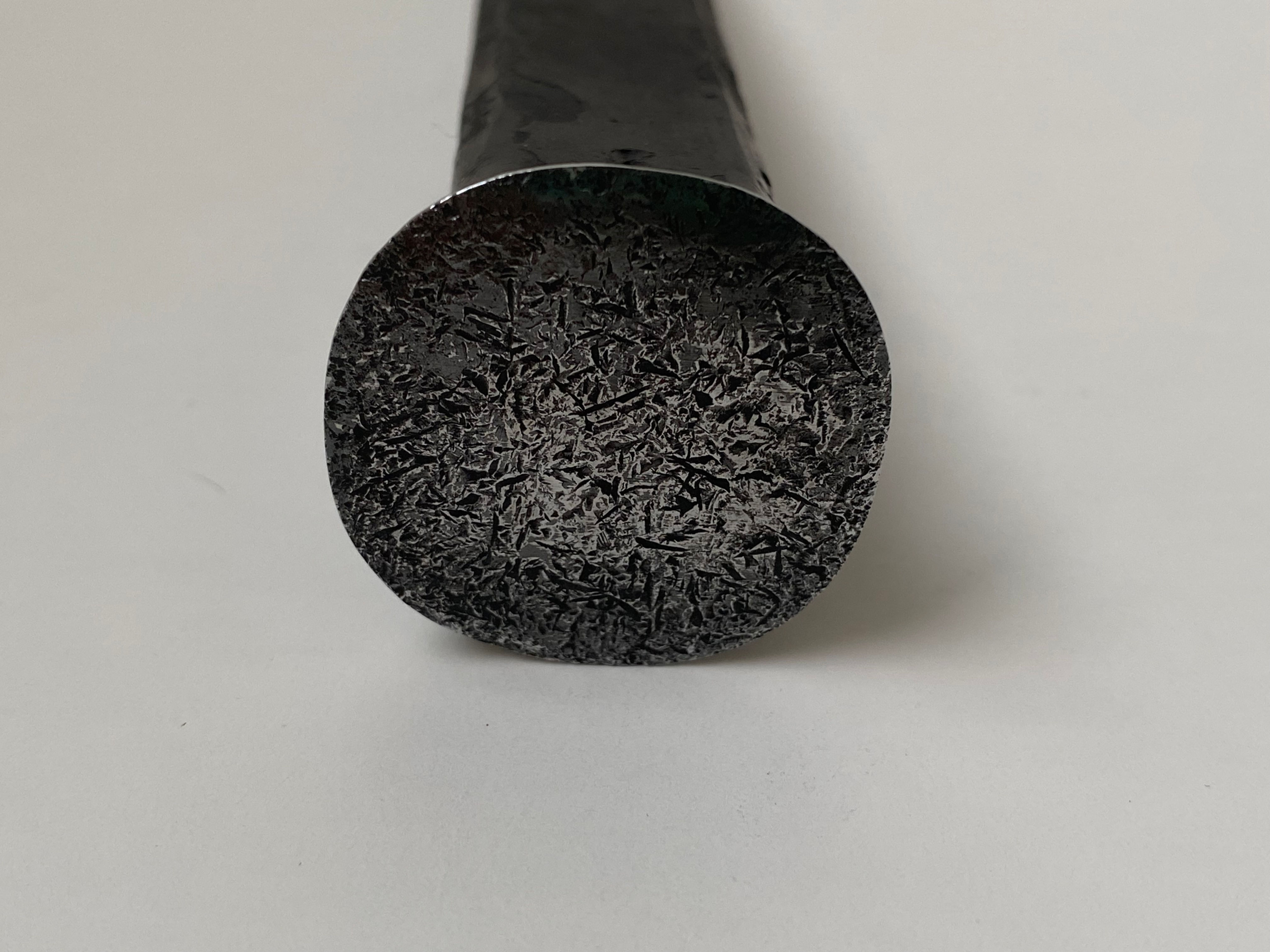 Textured Flat circle Stake √