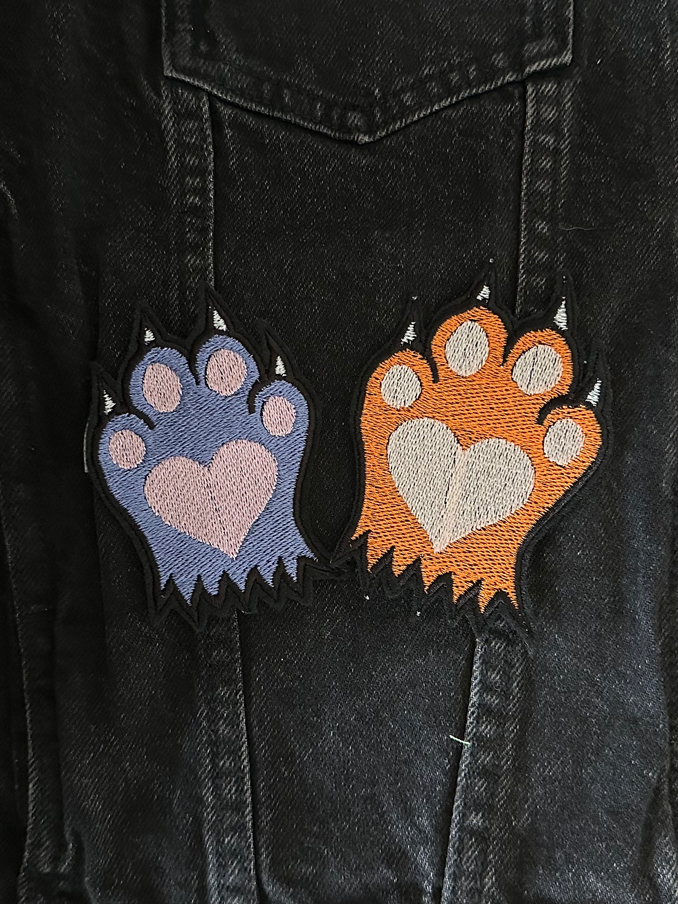 Kitty Paw Embroidered Patch (various colours)