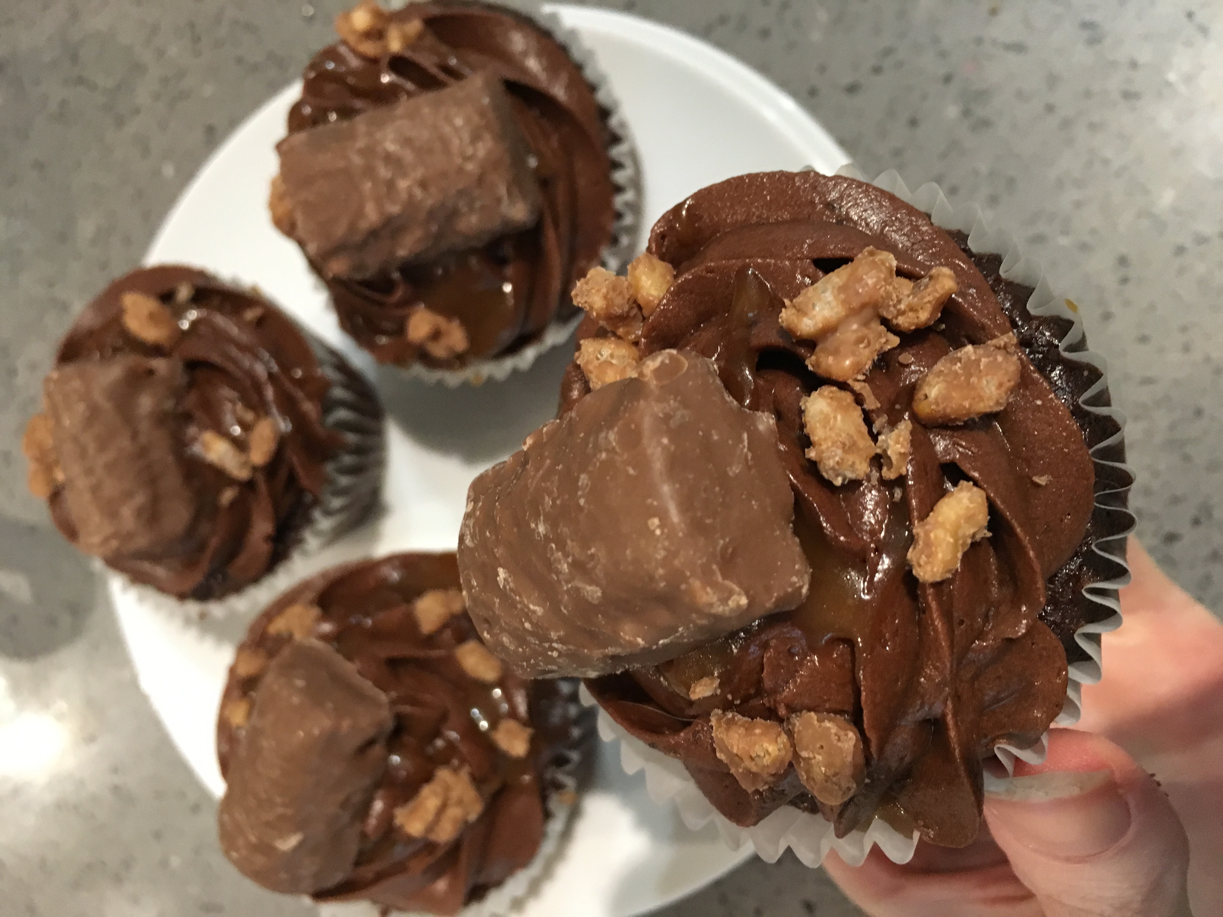 Toffee Crisp Cupcakes