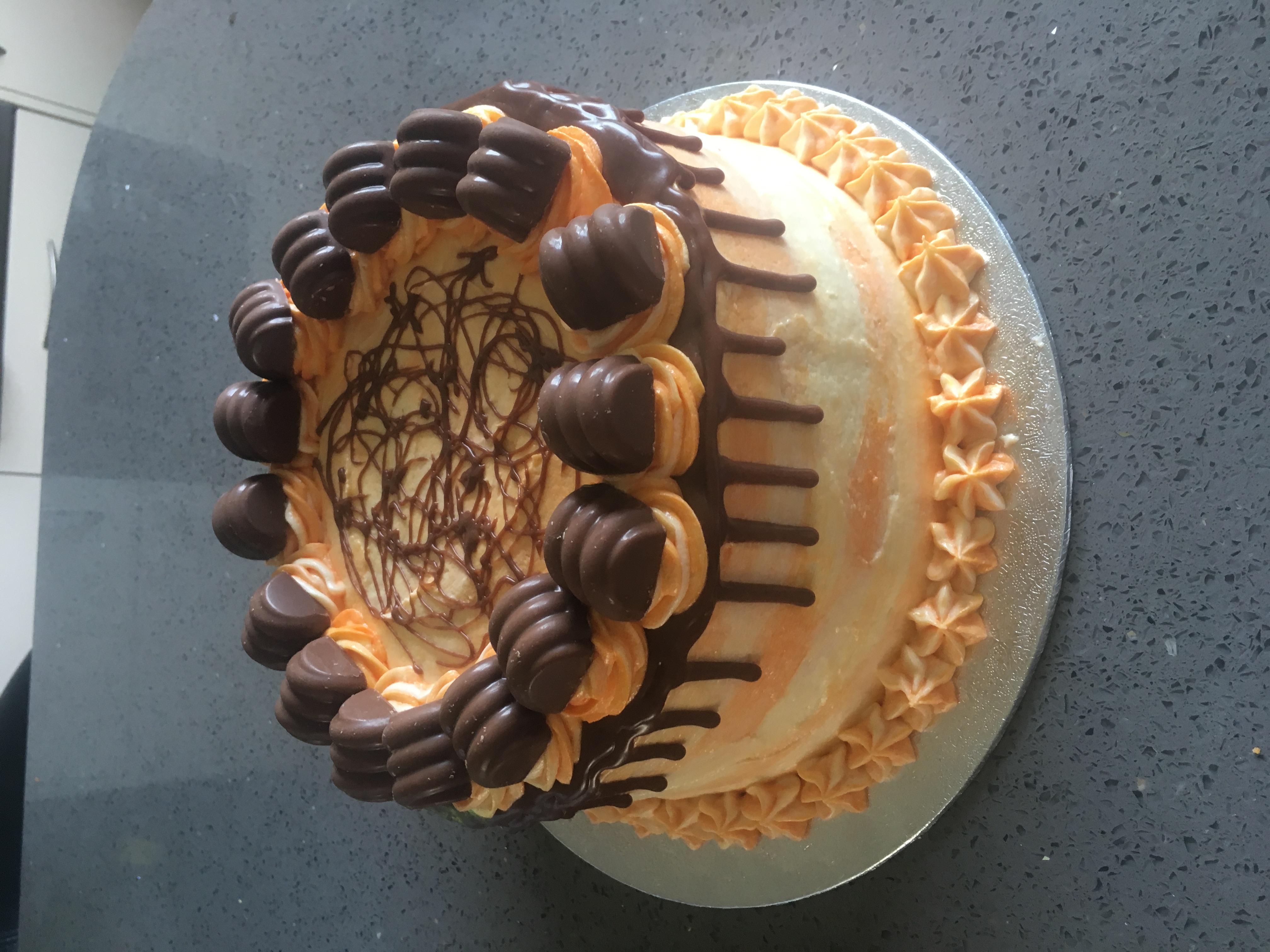 Creme Egg Cake