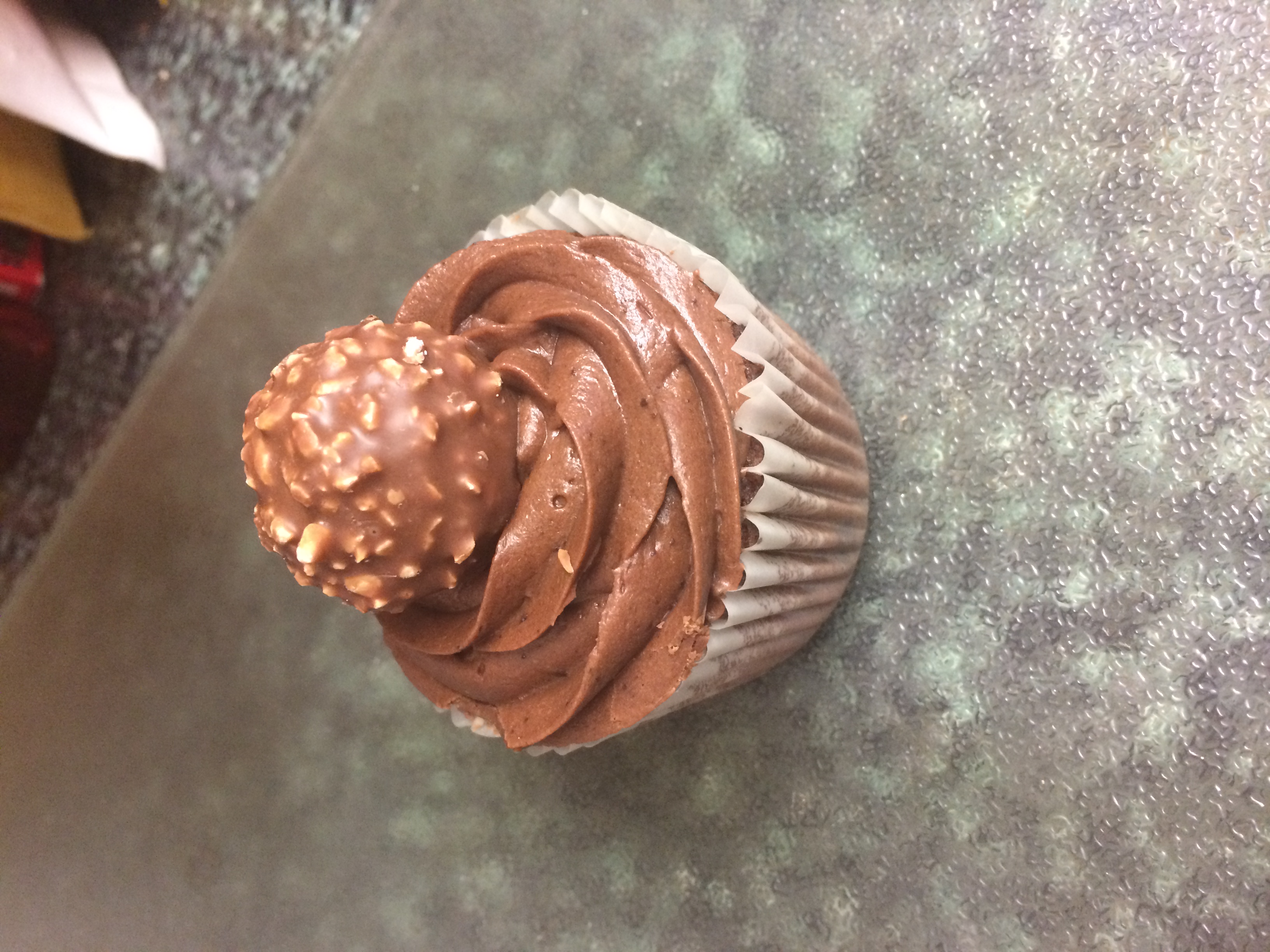 Ferrero Rocher Cupcake