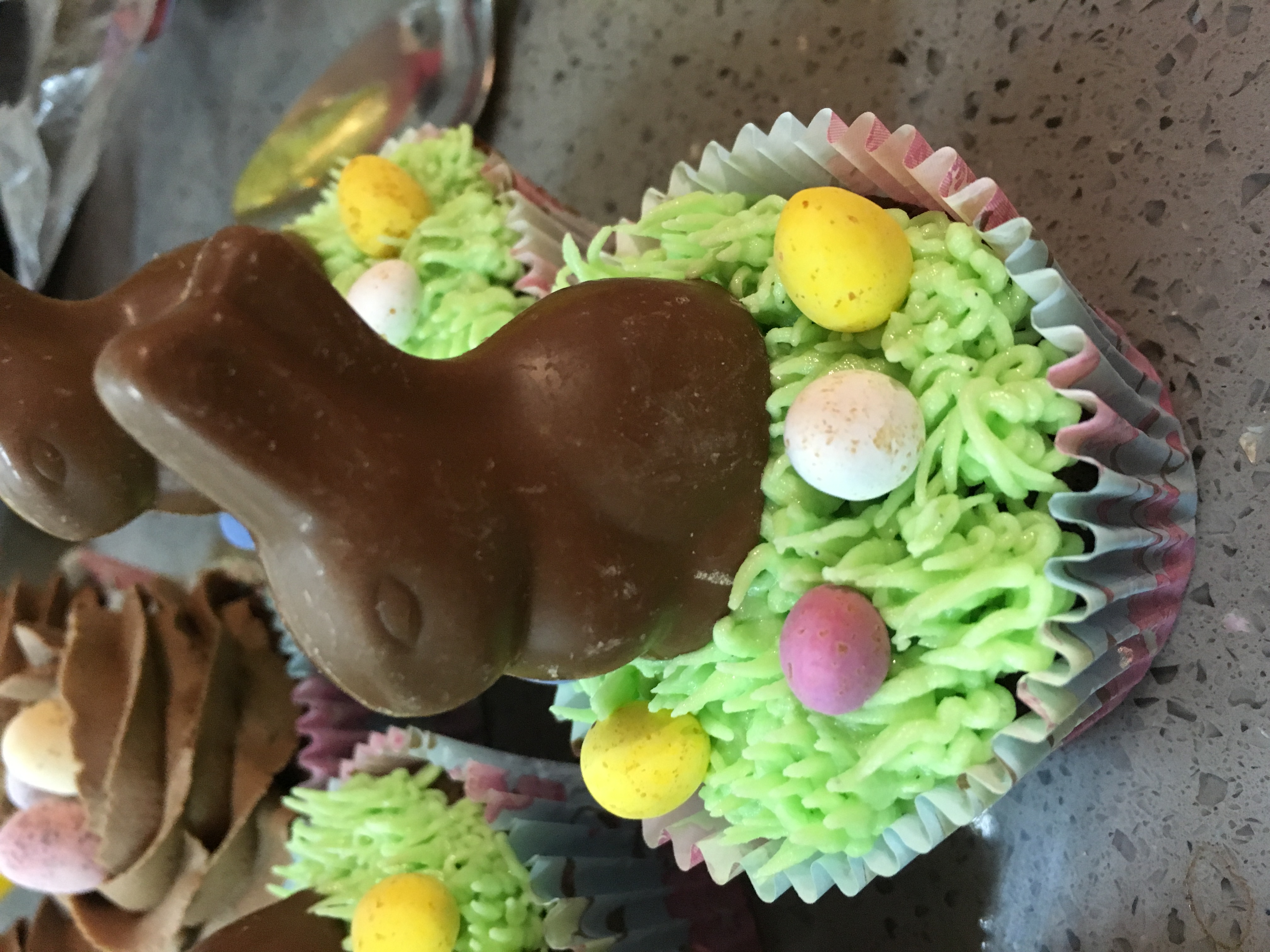 Easter Bunny 2 Cupcake
