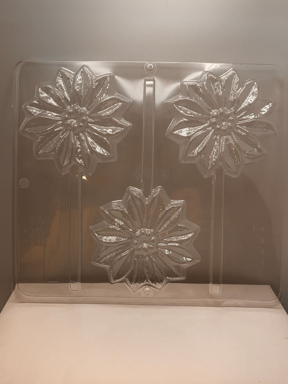 Mold with 3 separate poinsettia flowers