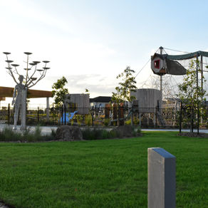 Orana Park, Clyde North