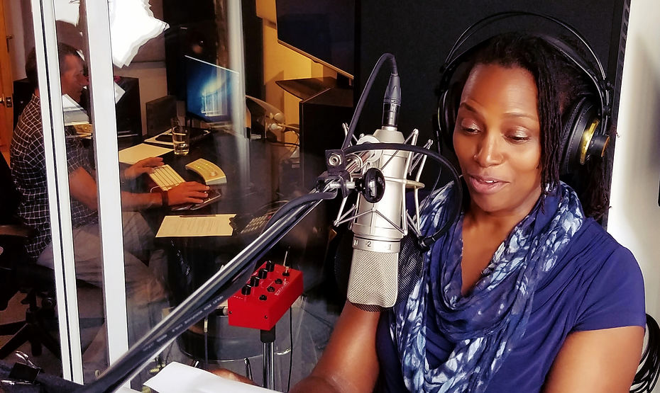 Terri Nicole In Studio-Final.jpeg