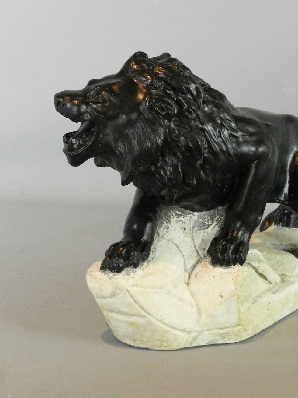 Miniature : Lion Sculpture in Plaster by Biagioni