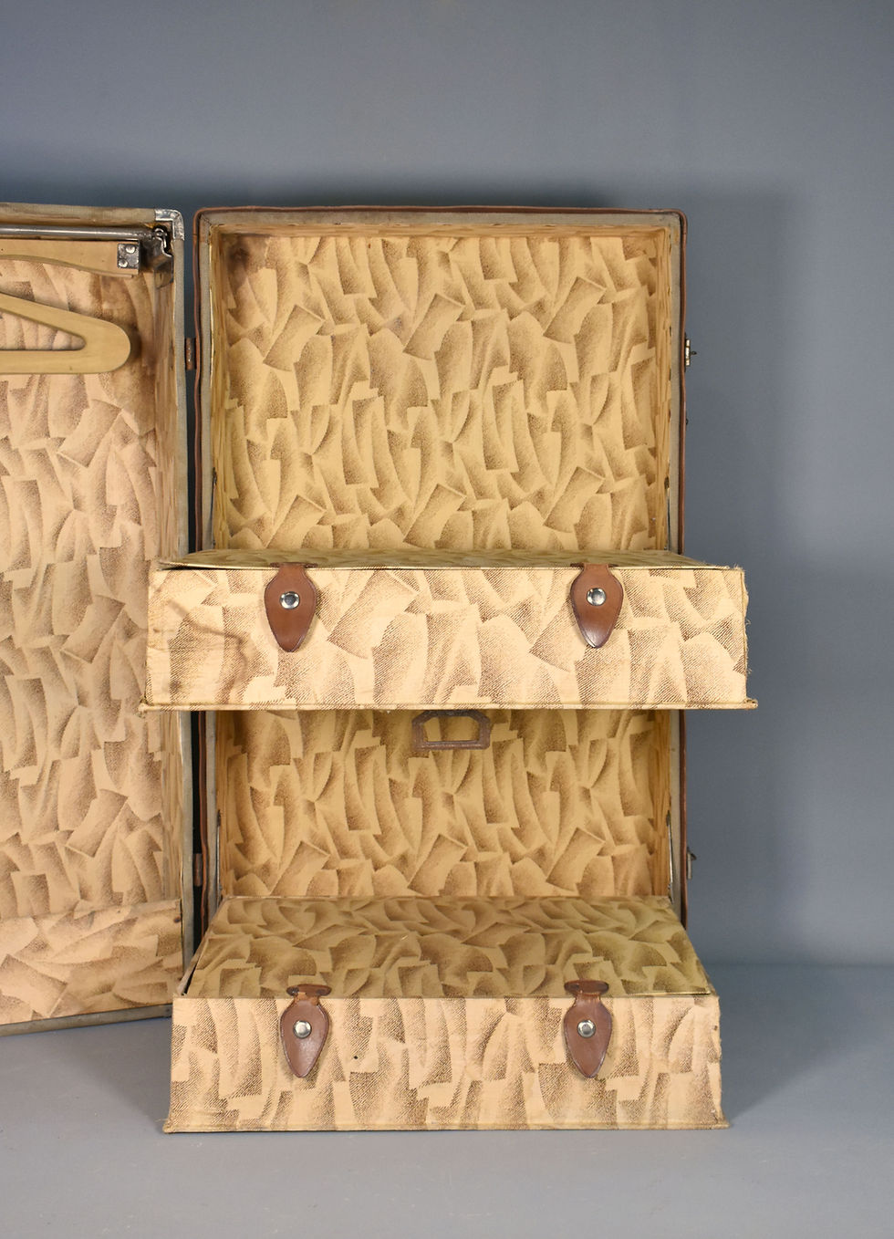 Miniature : French Antique Steamer Trunk Suitcase