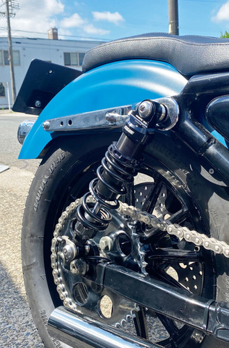 最終値下げ　断捨離　美品　スポーツスター　サスペンション スポーツスター用 高性能サスペンション BK 車高調付 【YSS×OSF